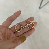 French Retro Metal Twist Thread Hoop Earrings Ear Buckle for Female Jewelry
