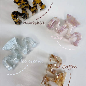 Summer Pink Leopard Acrylic Resin Hair Claw for Women Party Jewelry