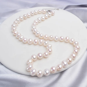 Elegant Freshwater Pearl Choker Necklace for Women