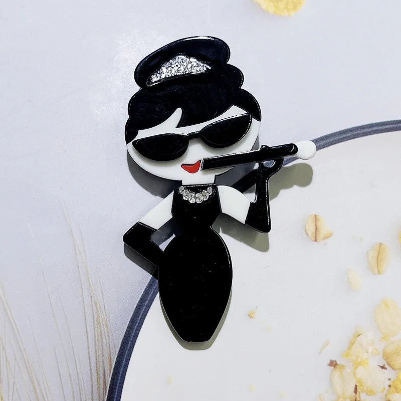 Acrylic Famous Actor Figure Brooches Smoking Cigarette Holder Lady Party Pin