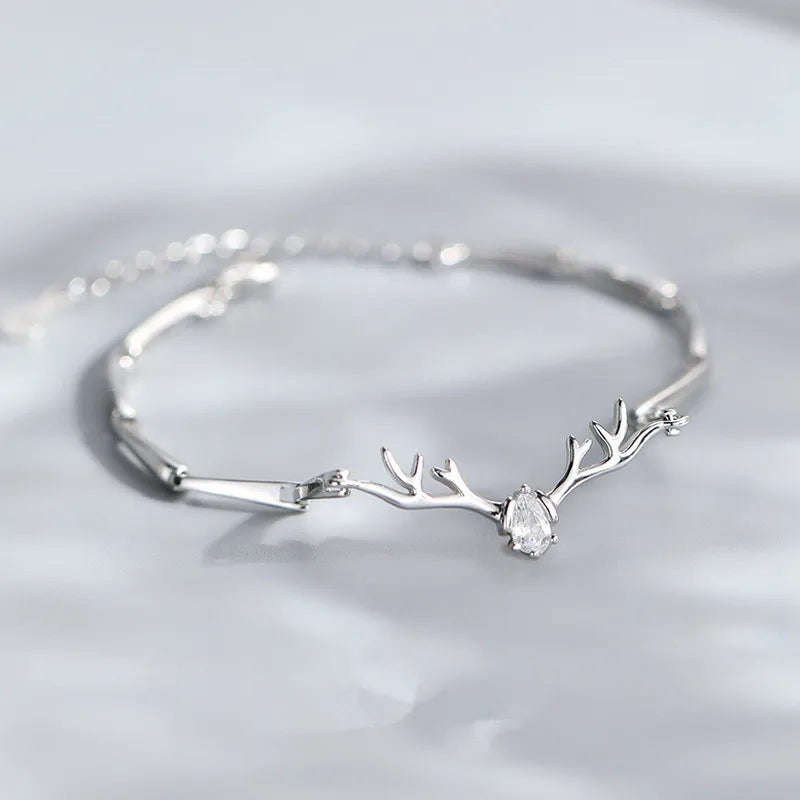 Adjustable Silver Crystal Deer Charm Bracelet for Christmas Party