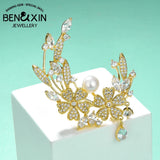 Delicate Flower Zircon Pin Brooch Women Clothes Decoration
