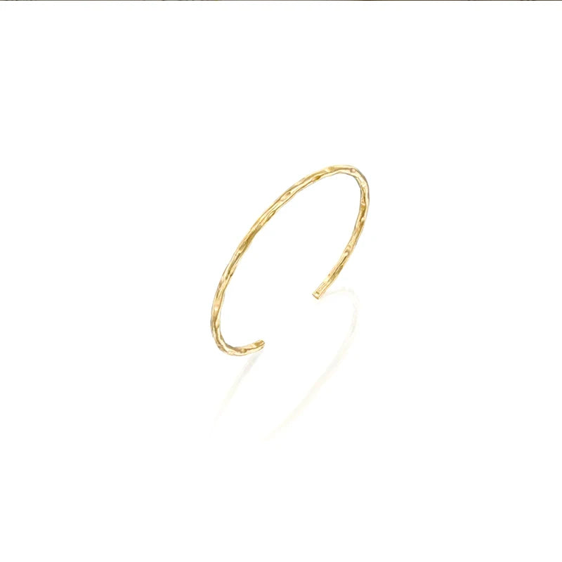 Minimalistic Style Metal Opening Bangle Bracelet For Women