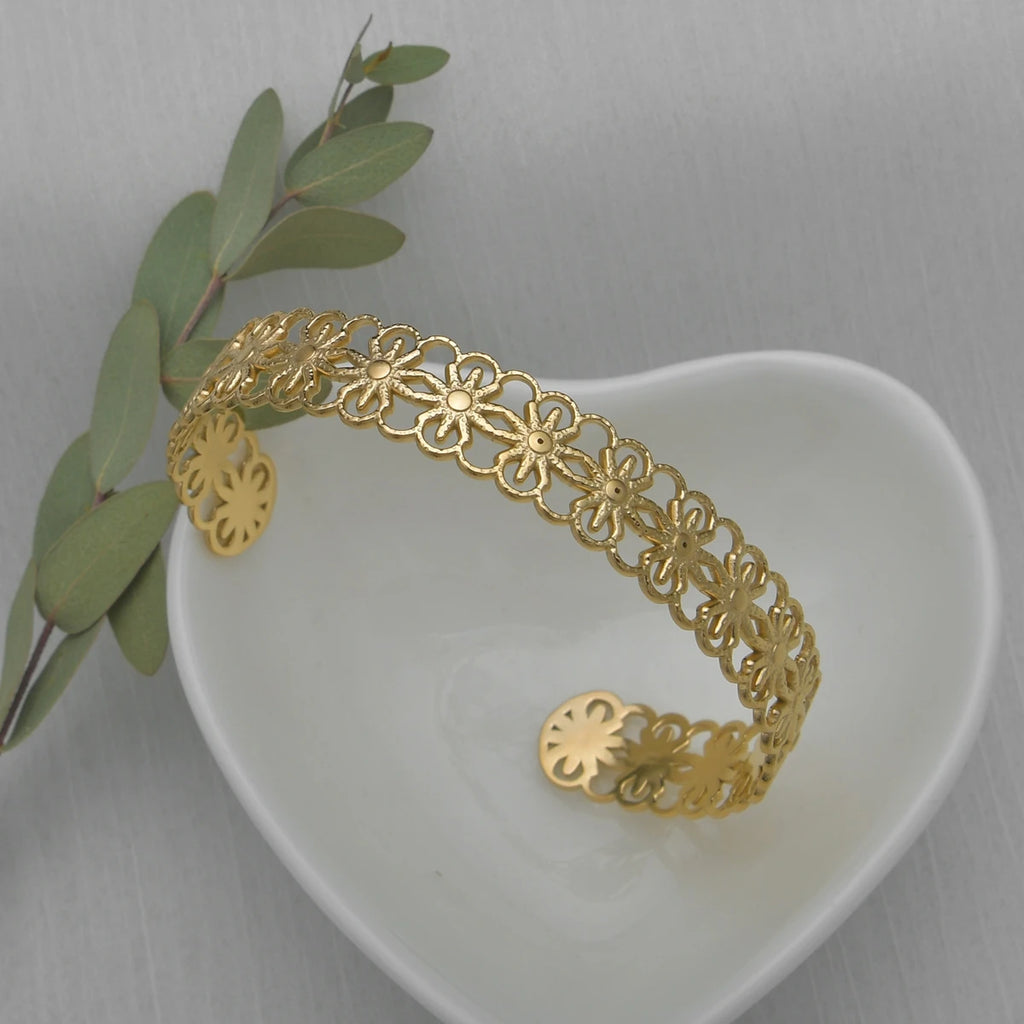 Punk Vintage Hollow Flower Round Stainless Steel Cuff Bracelet