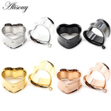 2pcs Stainless Steel Heart Pendant Ear Tunnel Plugs
