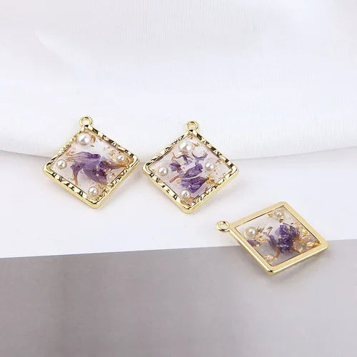 Alloy Edge Transparent Pearl Foil Dried Flower Earrings