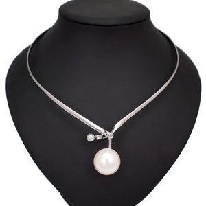 Alloy Torques Simulated Pearl Pendants Necklace