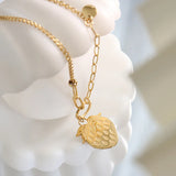 18K Chain Stitching Strawberry Pendant Necklace Niche Fruit Jewelry
