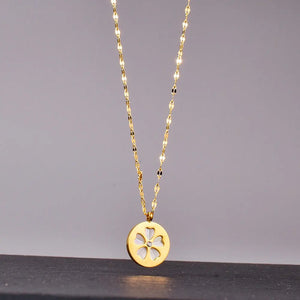 18K Flower Pendant Necklace Shell Clavicle Chain for Jewelry Gift