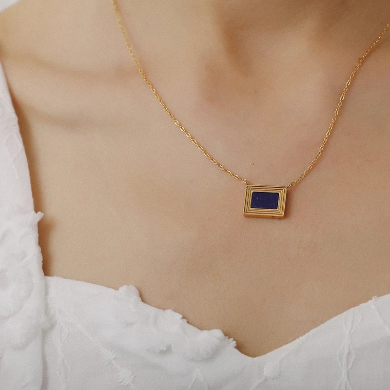 Vintage Lapis Lazuli Clavicle Necklace Famous Painting Photo Frame Pendant