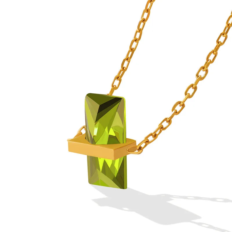 18K Light Emerald Zircon Clavicle Chain Pendant Necklace