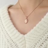 18K Light Queen Clavicle Chain Oval Necklace Pendant Beads Chain Jewelry