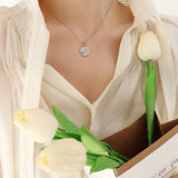 Minimalist Daisy Flower Chain Necklace Pendant Jewelry