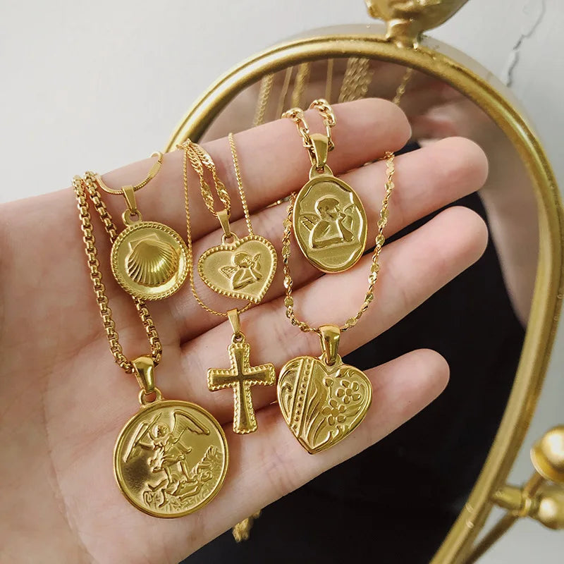 Vintage 18K Charms Pendant for Women DIY Necklaces