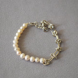 Retro Thorns Chain Freshwater Pearls Necklace