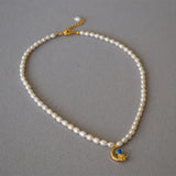18K Pearl OT Buckle Clavicle Chain Necklace