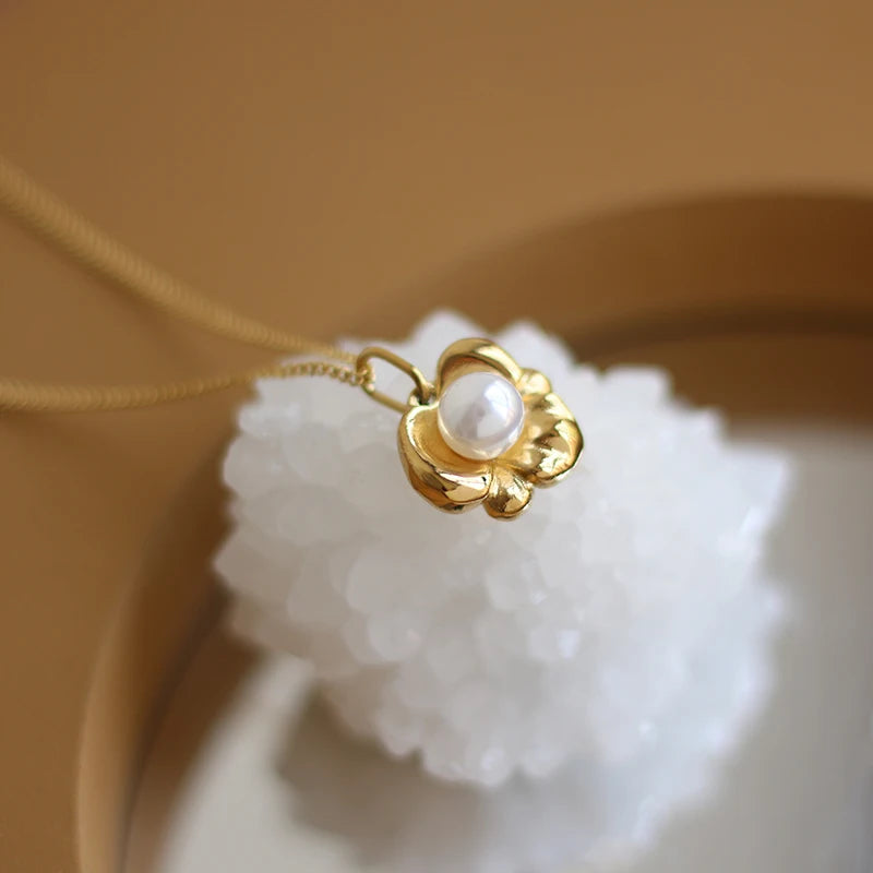 18K Pearl Flower Clavicle Chain Necklace Choker Boho Collier Necklace