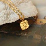 18K Studded Cupid Clavicle Chain Necklace Square Embossed Texture
