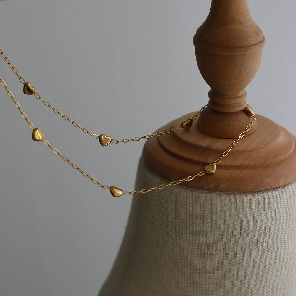 Vintage 18K Seven Love Heart Chain Necklace