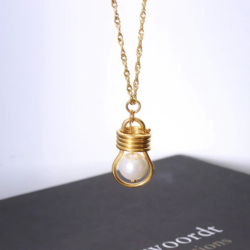18k Freshwater Pearl Bulb Pendant Necklace for Women