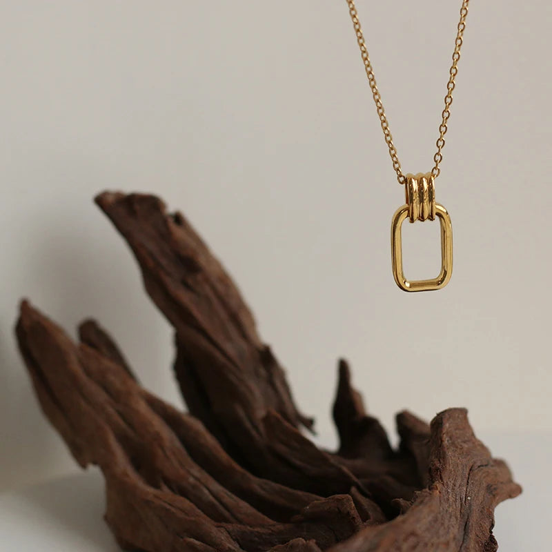 18k Geometric Roman Square Choker Necklace