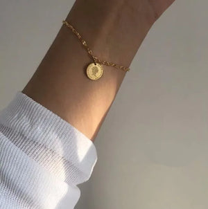 18k Minimalist Smile Queen Heart Charms Bracelet Bangle Chain Bracelet For Women