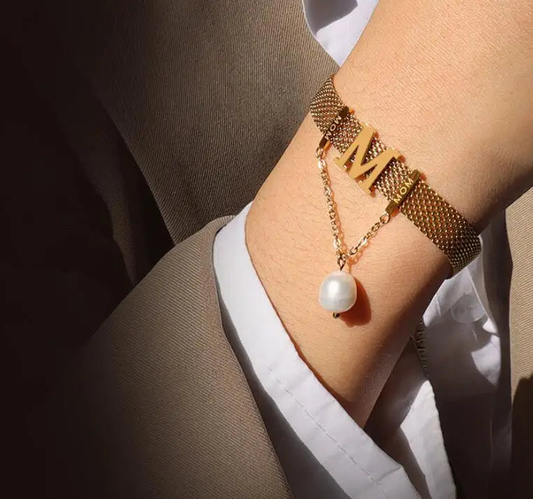 18kGold Letter M tassel Pearl Choker Necklace for Mom