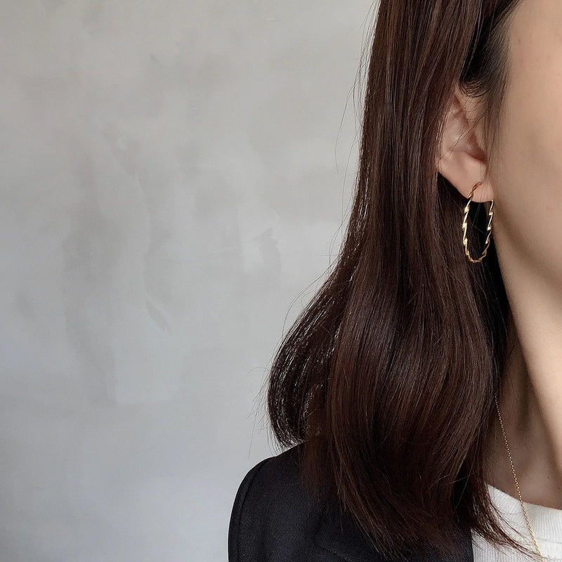 925 Sterling Silver Twist Drop Hoop Earrings