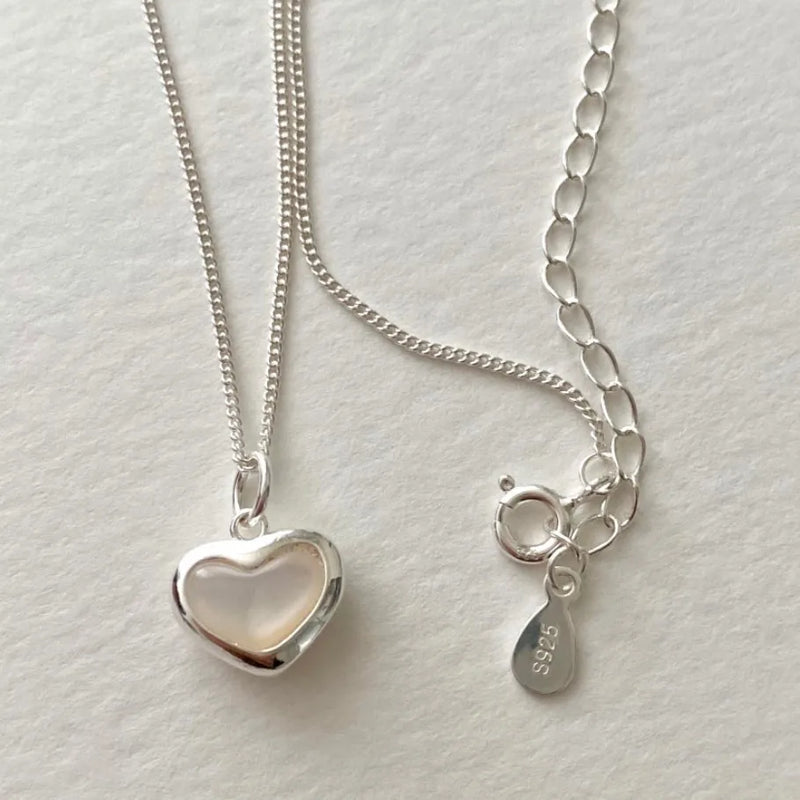 925 Sterling Silver Love Shell Necklace Pendant Heart Necklace