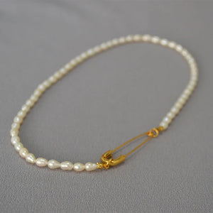 Freshwater Rice Pearl Pin Lock Clavicle Chain Necklace
