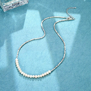 Beaded Pearl Choker Necklace for a Touch of Elegance