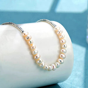 Beaded Pearl Choker Necklace for a Touch of Elegance