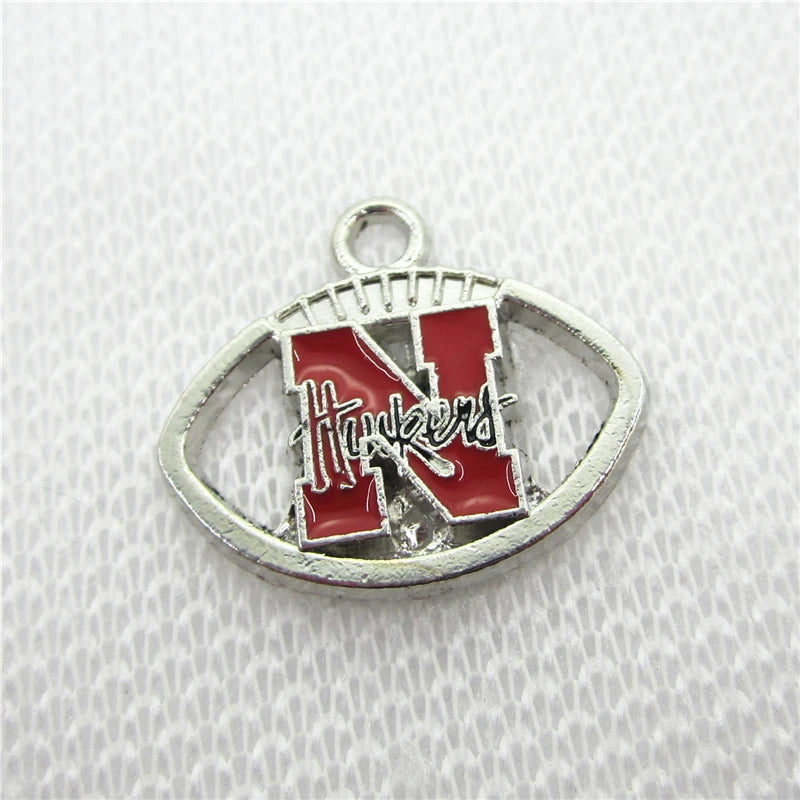 20pcs Nebraska City Cornhuskers Sport Pendants for DIY Bracelet