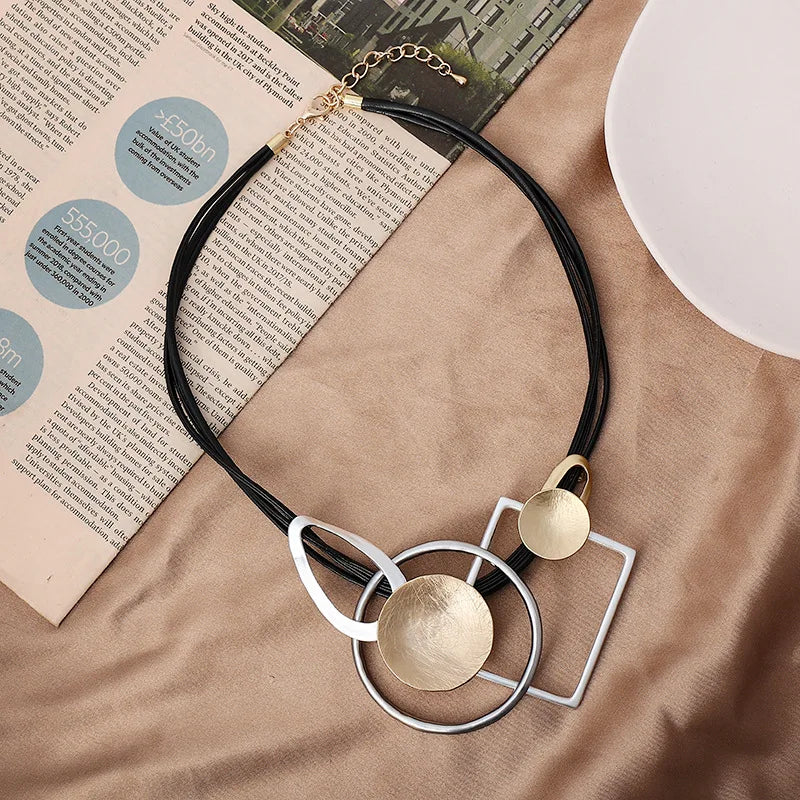 Geometric Pendant Chain Choker Necklace Vintage Leather Short Clavicle Jewelry