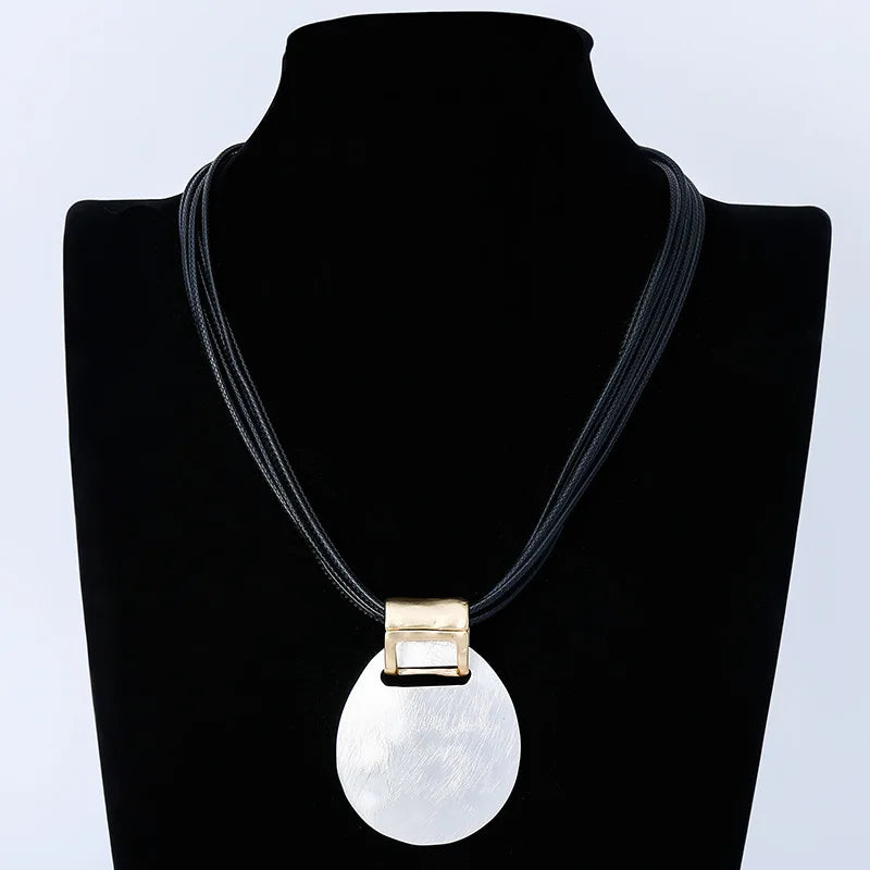 Vintage Geometric Pendant Short Rope Chain Necklace
