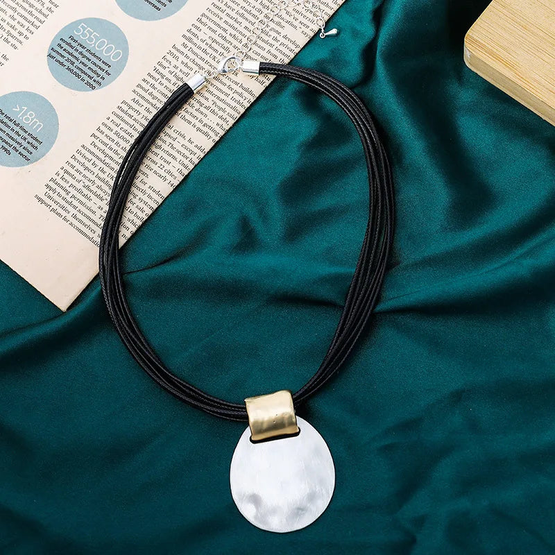 Vintage Geometric Pendant Short Rope Chain Necklace