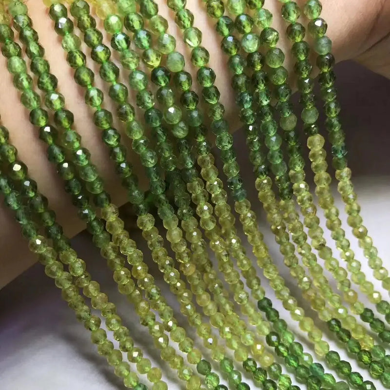 Apatite Round Faceted Yellow/Green 4-4.5mm Loose Beads