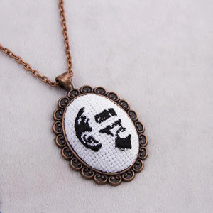 Ataturk Cross Stitch Etamin Necklace