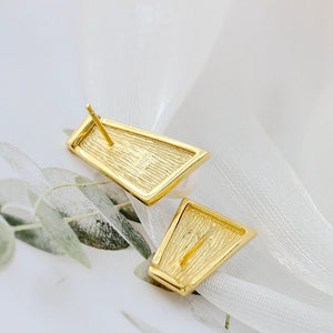 925 Silver Earring with Natural Freshwater Pearl 18K Plated Earstuds