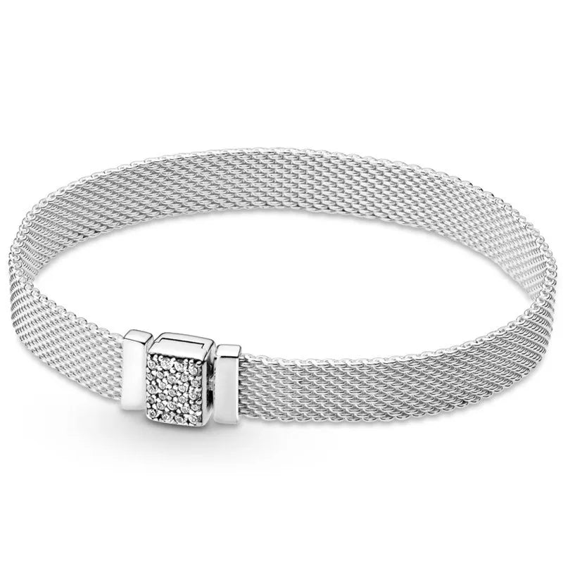 925 Sterling Silver Sparkling Clasp Bracelet Bangle