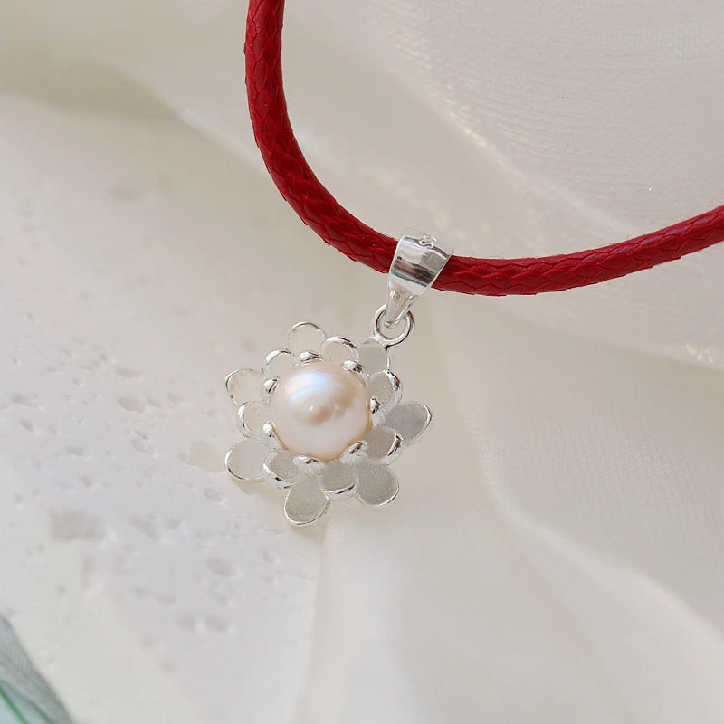 925 Silver Pendant Natural Freshwater Pearl Petal Pendant Lady Jewelry Gift