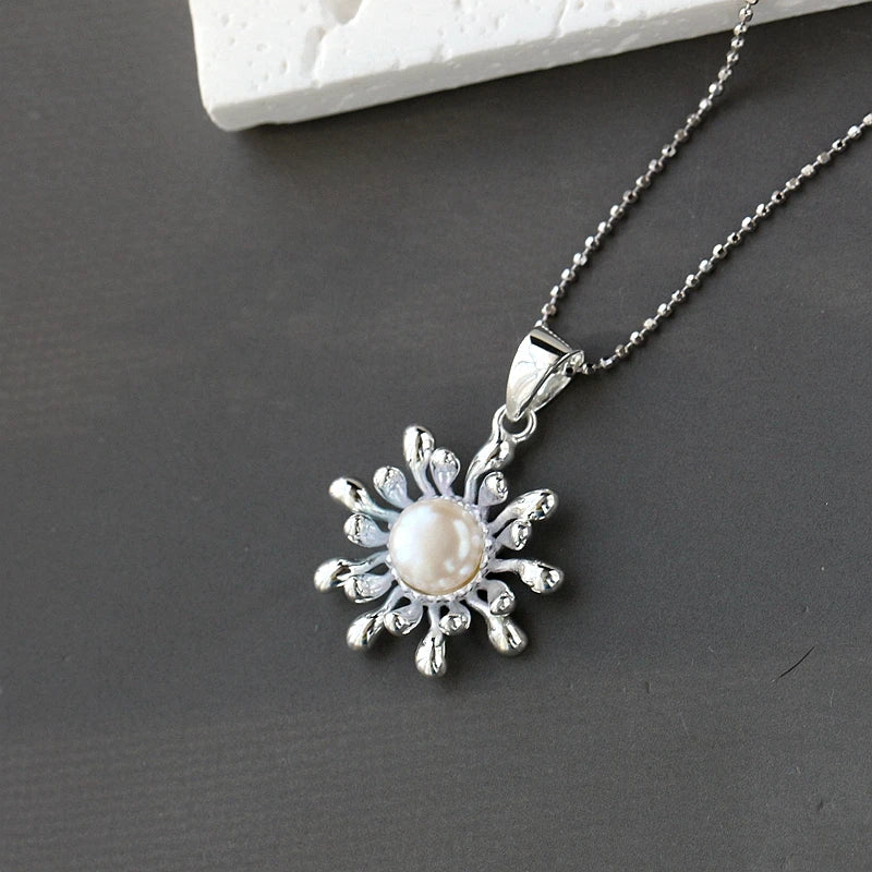 925 Silver Pendant Natural Freshwater Pearl Petal Pendant