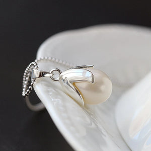 925 Silver Pendant with Natural Freshwater Pearl Inlay