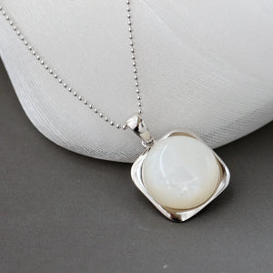 925 Silver Square Pendant Natural Pearl Shell Inlay High Jewelry Gift