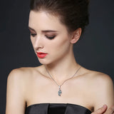 [BLACK AWN] Vintage Leaf Row Spinel Stone Necklaces Pendants