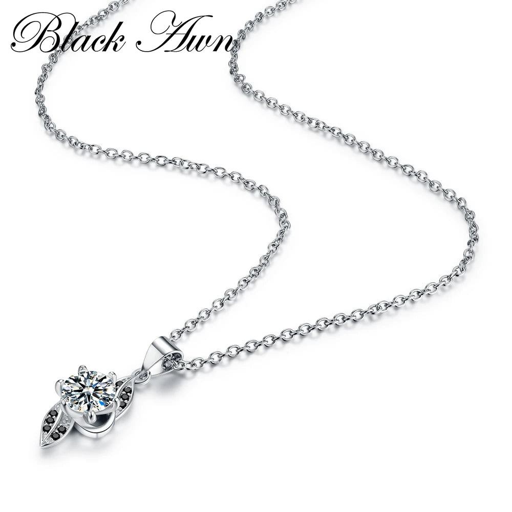 [BLACK AWN] Vintage Leaf Row Spinel Stone Necklaces Pendants