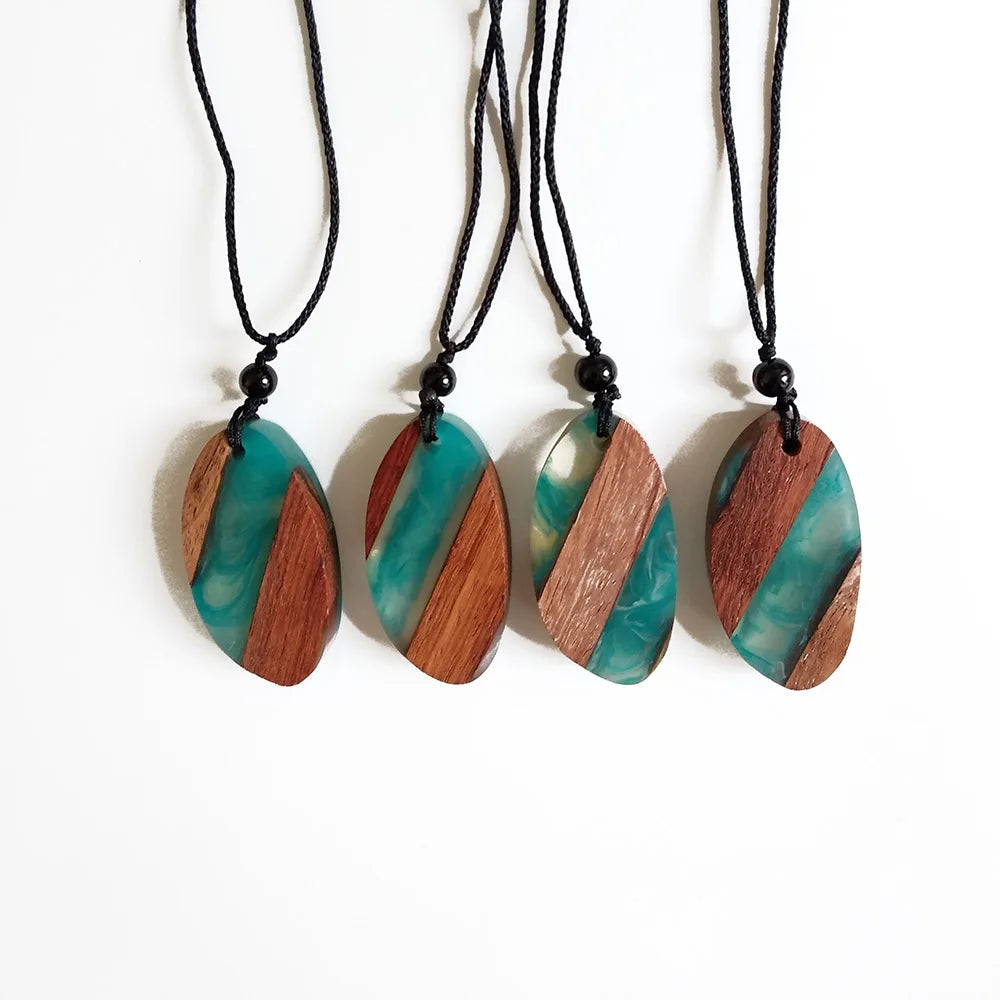 Wood & Resin Necklace Vintage Retro Statement Necklace for Women Men