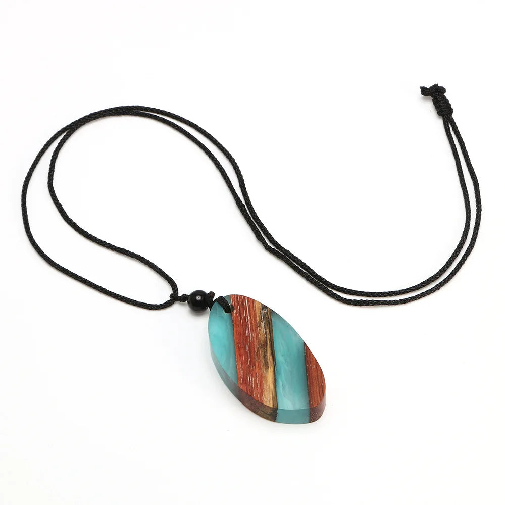 Wood & Resin Necklace Vintage Retro Statement Necklace for Women Men
