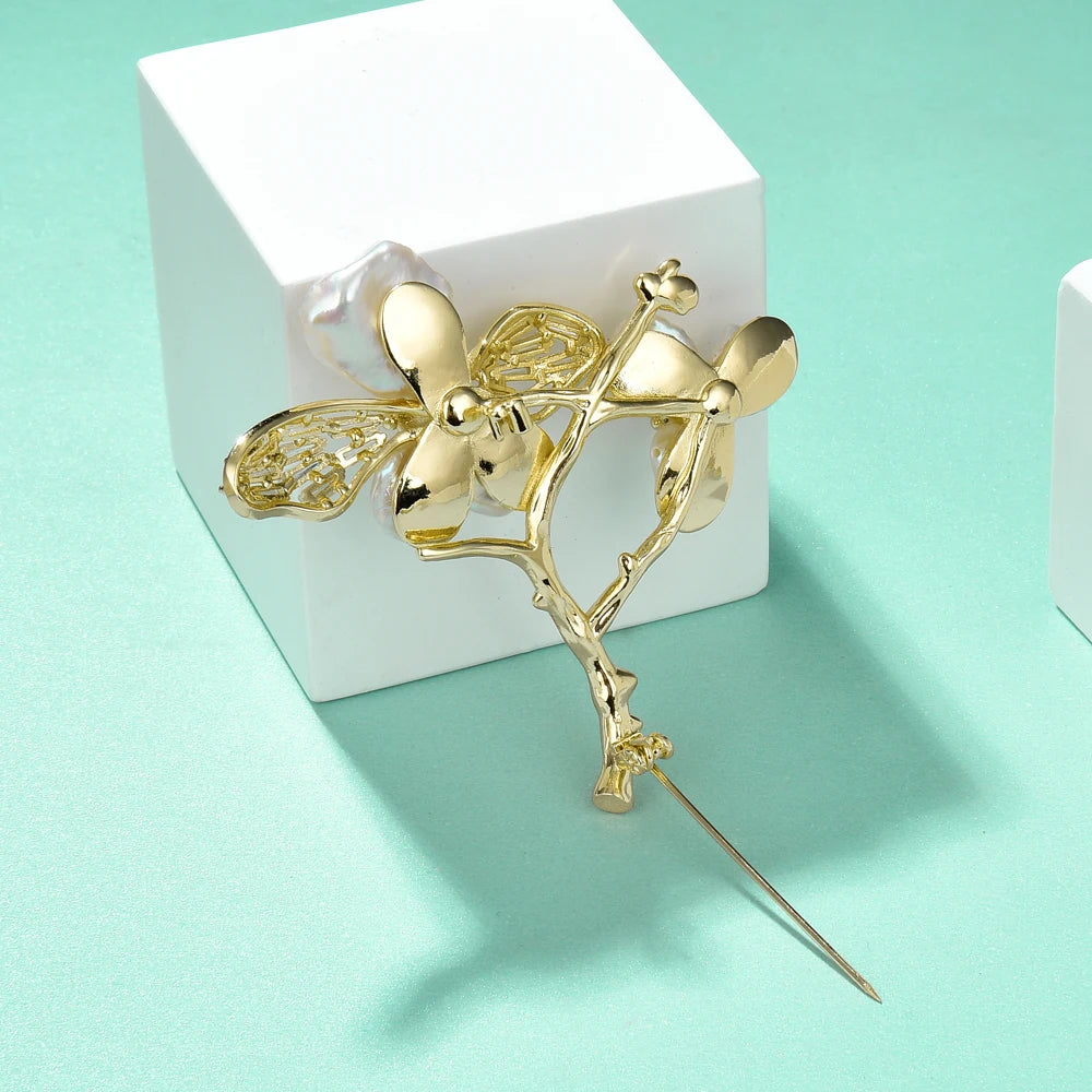 Baroque Pearl Flower Brooch Vintage High Advanced Coat Pin Jewelry