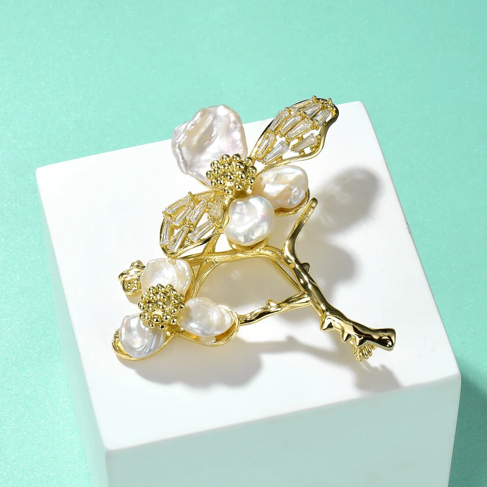 Baroque Pearl Flower Brooch Vintage High Advanced Coat Pin Jewelry